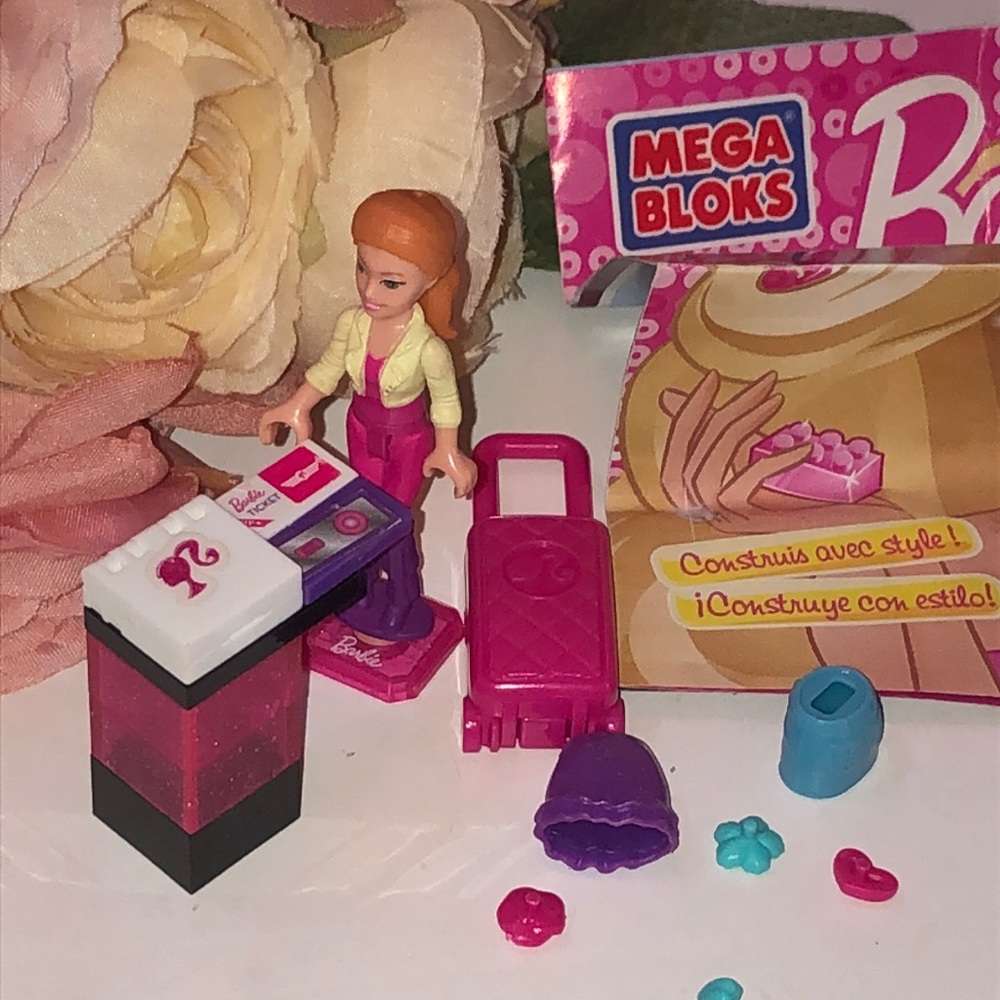 Barbie Mega Bloks 80203 Build and Style Barbie Mega Blocks Barbie Minifig